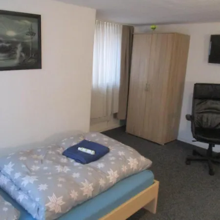 Homestay Ferienzimmer Monteurzimmer Stadtmitte