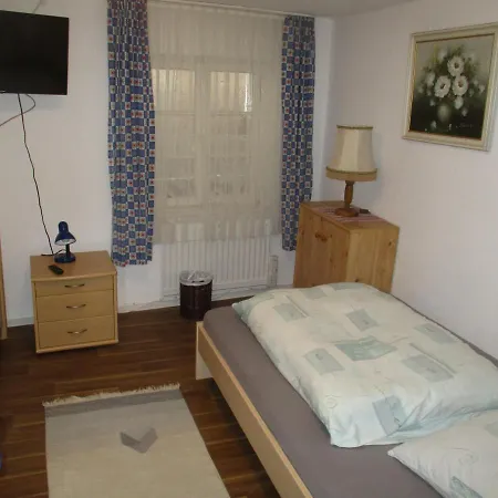 Ferienzimmer Monteurzimmer Stadtmitte * Nördlingen